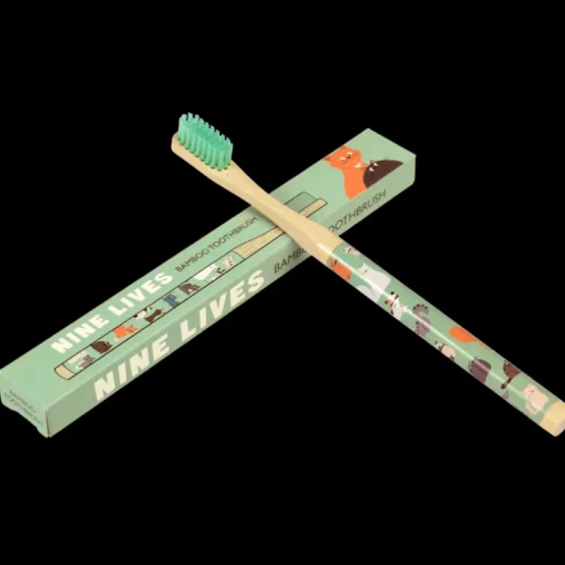 Bamboo toothbrush - Nine Lives