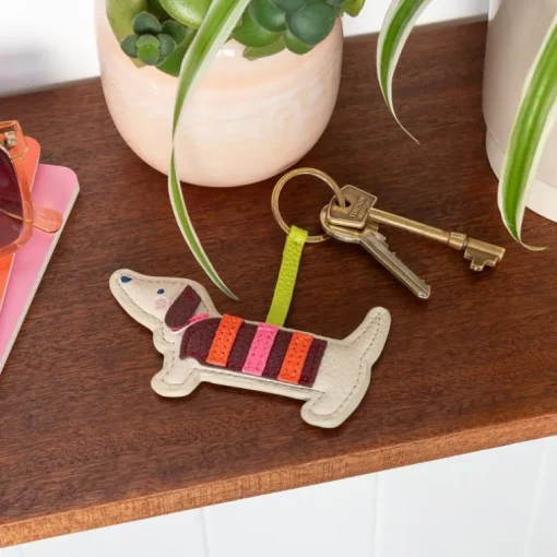 Faux leather keyring - Sausage Dog