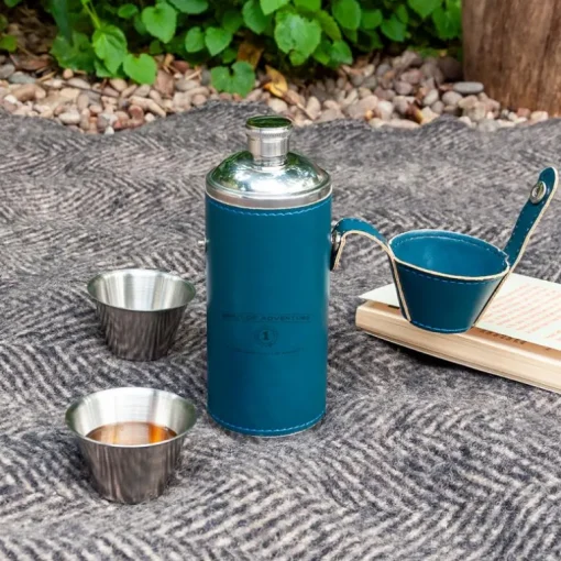 Hunter hip flask with 2 cups 220ml - Spirit of Adventure