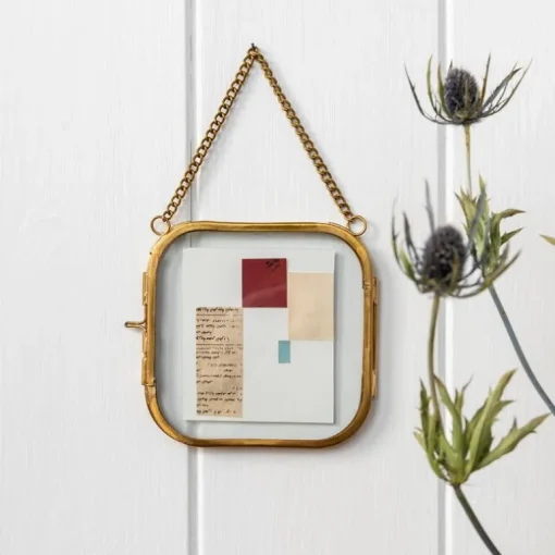 Rounded hanging brass frame 10x10cm
