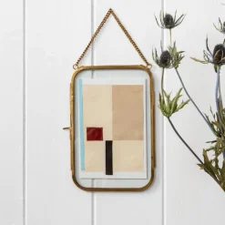 Rounded hanging brass frame 13x20cm