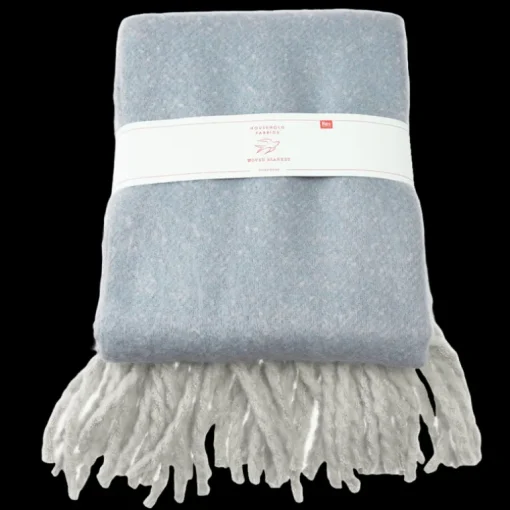 Ultra soft woven blanket (127 x 152cm) - Light blue