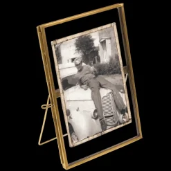 Glass and brass metal standing frame (15 x 10cm)