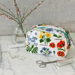 Makeup bag - Wild Flowers