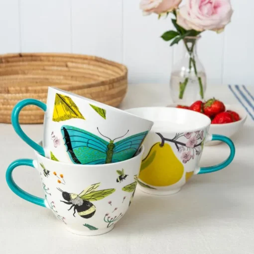New bone china mug 550ml - Bumblebee