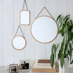 Rectangular hanging mirror (15.5cm x 10.5cm) - Gold tone