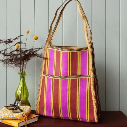 Recycled woven bag with side pocket - Yellow, pink, red