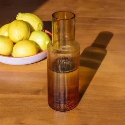 Retro ribbed glass carafe 850ml - Amber