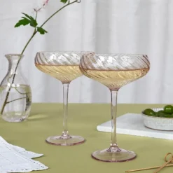 Scalloped coupe cocktail glasses 250ml (set of 2) - Pink
