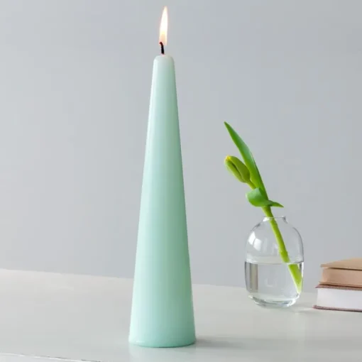 Tall cone candle - Mint green