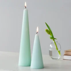 Tall cone candle - Mint green