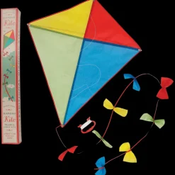 Traditional diamond kite